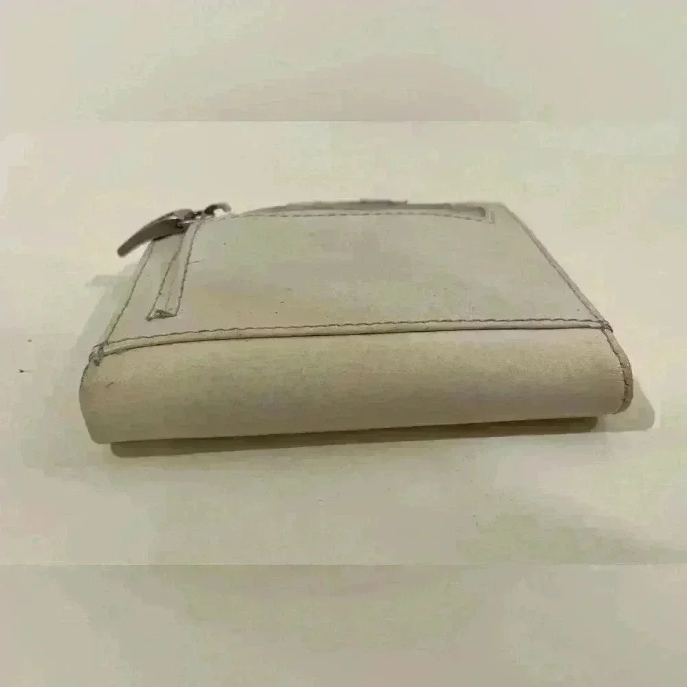 Fossil Women’s  Logan Mini Multifunction‎ Leather White Wallet